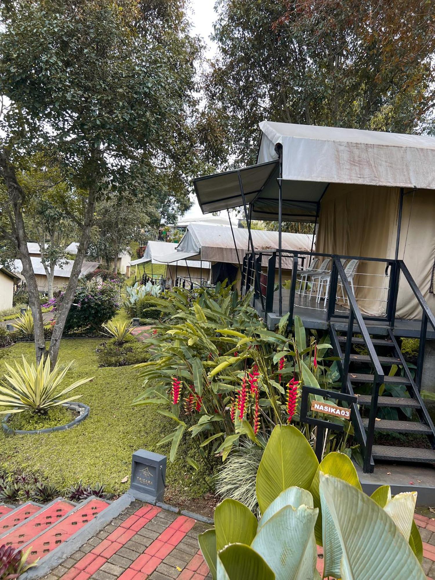 Trizara Resorts - Glam Camping Lembang Kültér fotó
