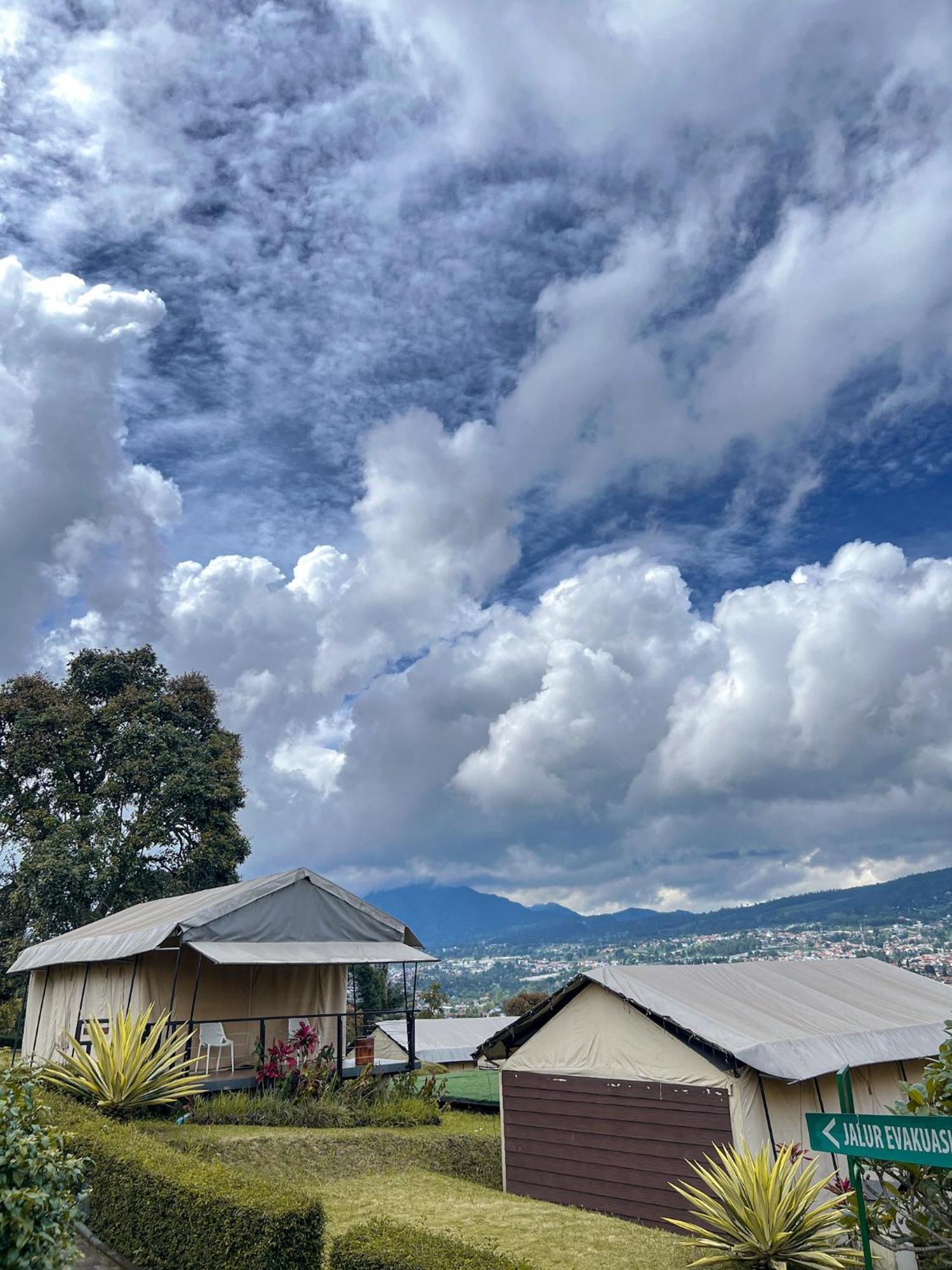 Trizara Resorts - Glam Camping Lembang Kültér fotó