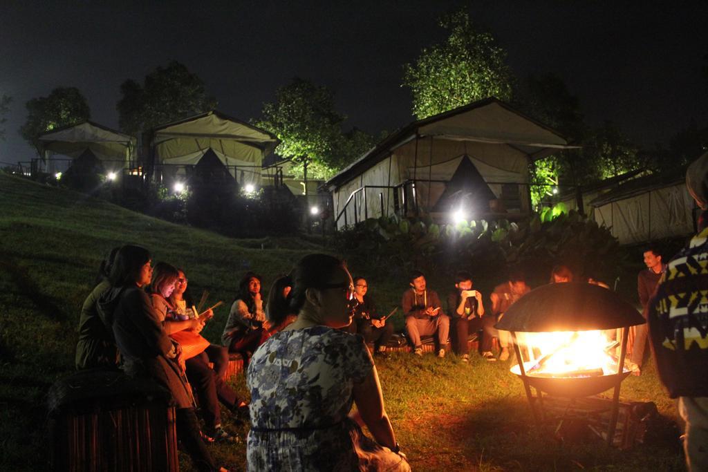 Trizara Resorts - Glam Camping Lembang Kültér fotó