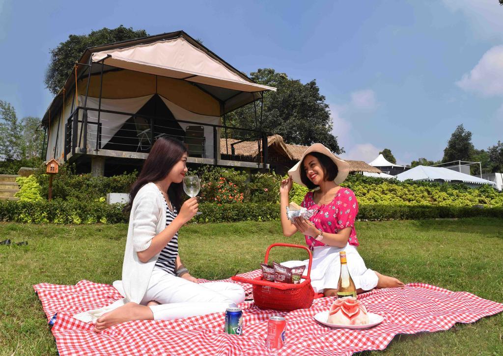 Trizara Resorts - Glam Camping Lembang Kültér fotó