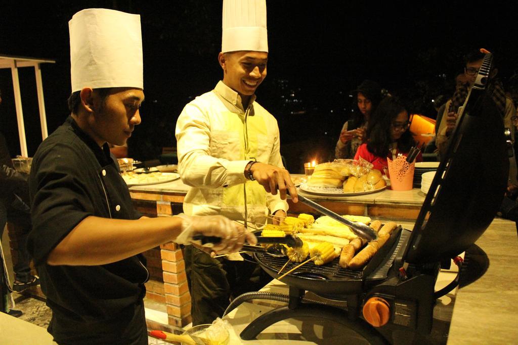 Trizara Resorts - Glam Camping Lembang Kültér fotó